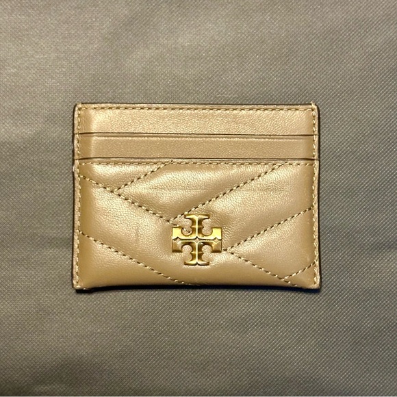 Tory Burch Kira Chevron Quilted Leather Case. Color: Sandpiper - Picture 2 of 5